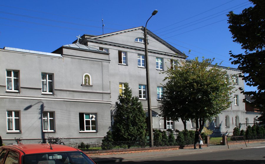File:Śrem lazaretto.jpg
