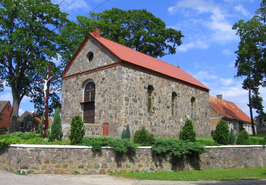 File:Nowe Worowo Church SW 2009-07.jpg