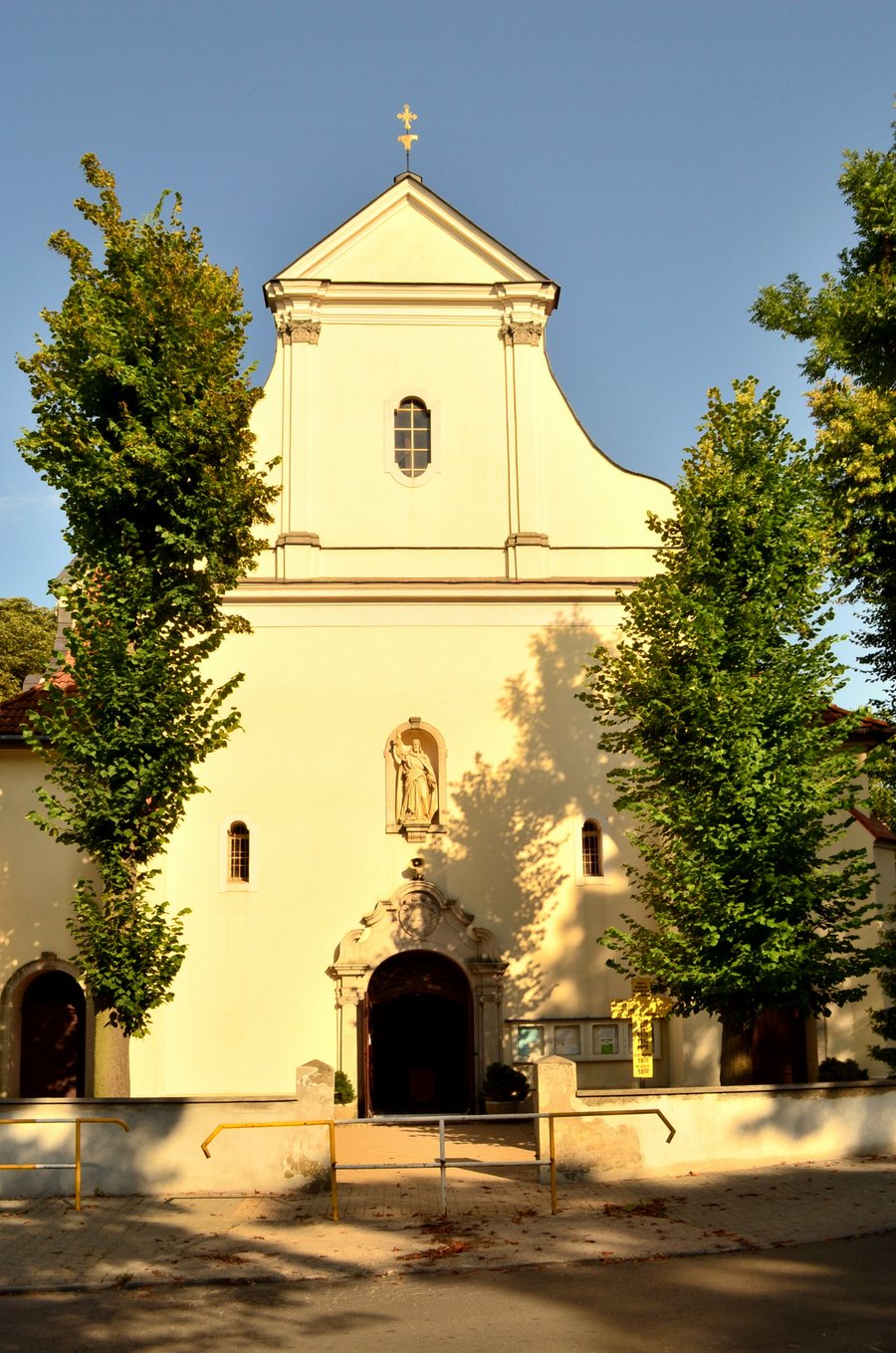 Komorniki – Church of St Andrew the Apostle