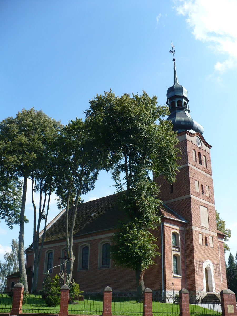 File:Ramsowo kosciol.jpg