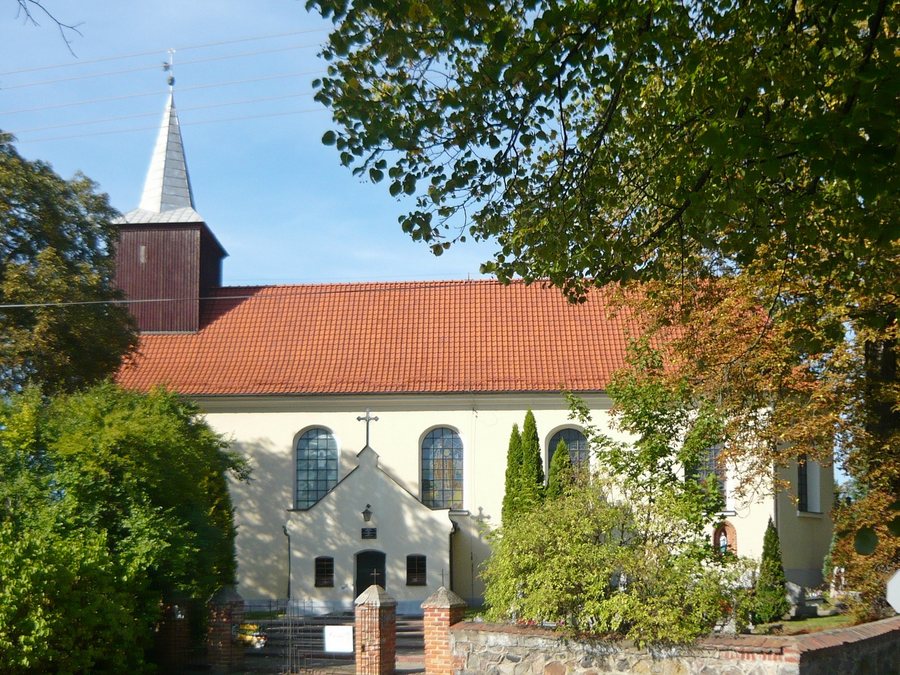 File:Kościół św Jana Nepomucena w Godziszewie.jpg