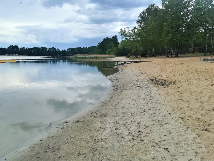File:Zdworskie Lake from Koszelowka (1).jpg