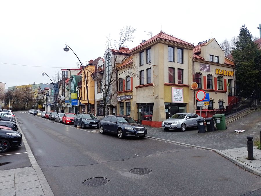 File:Jaworzno, ulica Farna.jpg
