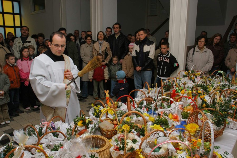 File:Święcone2007.jpg