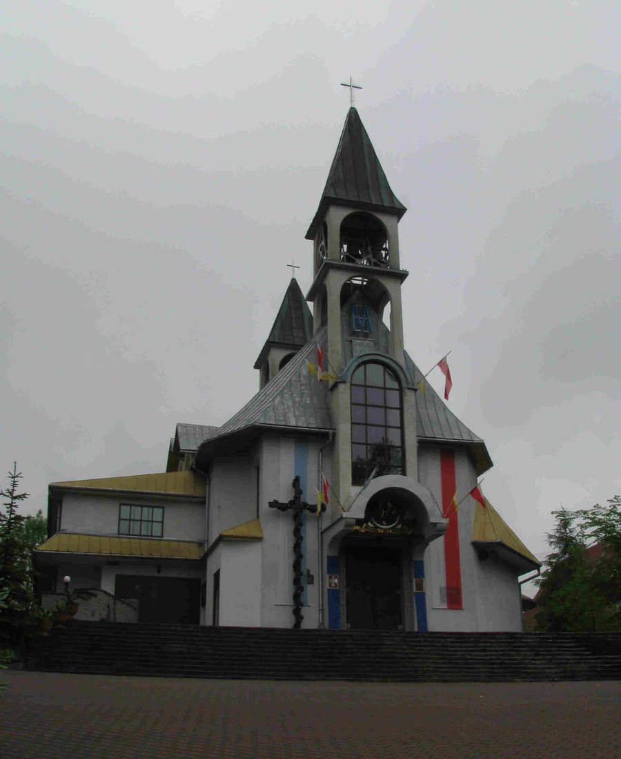 File:Kościół w Ponicach.jpg
