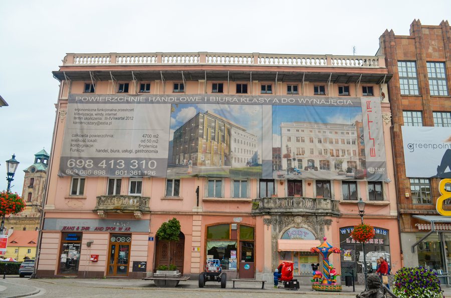File:Żary, Rynek, budynek nr 12.jpg