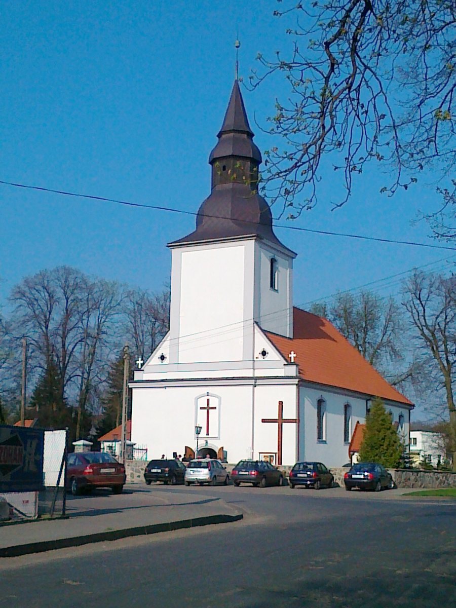File:Kościół Św. Apostołów Piotra i Pawła - panoramio.jpg