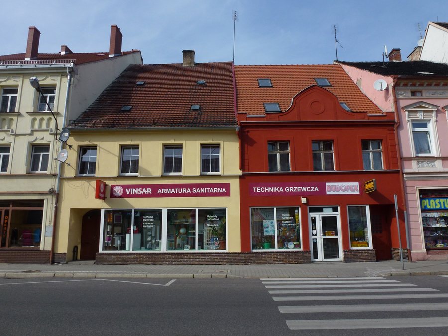 File:Lubsko, Plac Wolności 11, 12.jpg