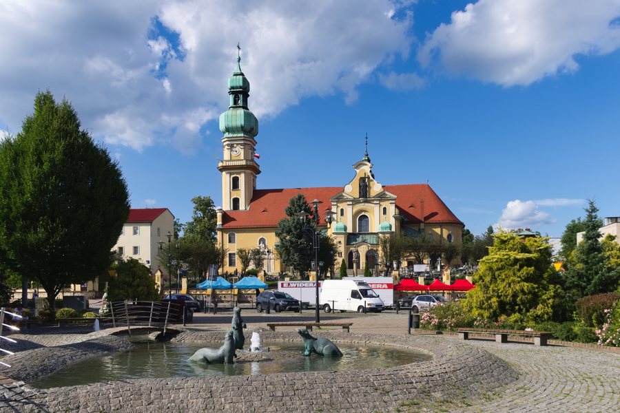 File:Tychy kościół św. Marii Magdaleny 2025.jpg