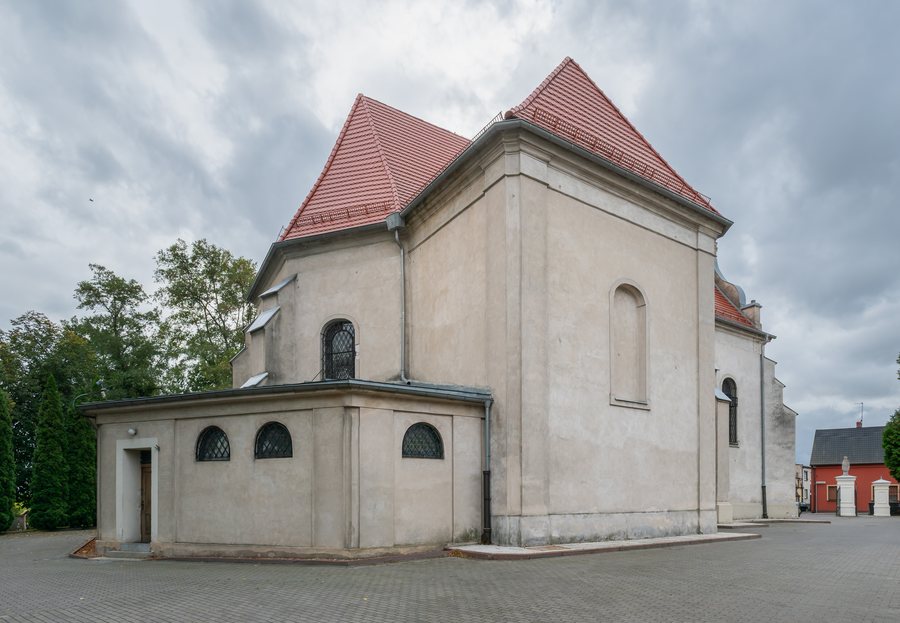 File:Holy Trinity church in Steszew (7).jpg