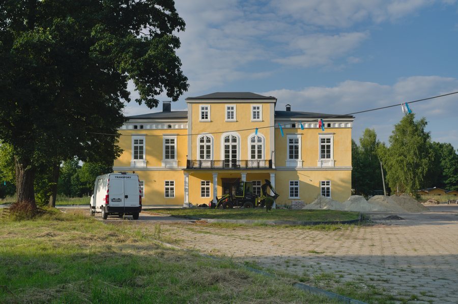 File:Kalety palace 2021.jpg