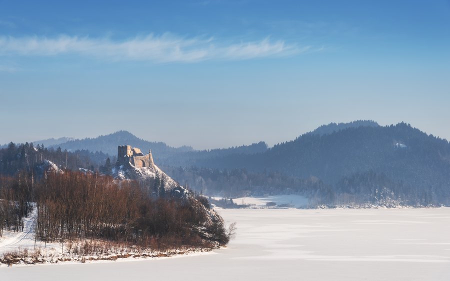 File:Czorsztyn zamek.jpg