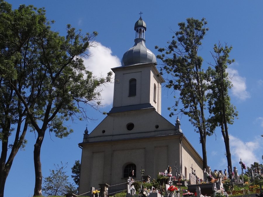 File:Zubrzyca Dolna kościół BŻ3.1.jpg