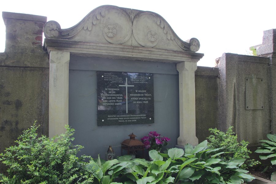 File:2012-05 Trójca 27.jpg