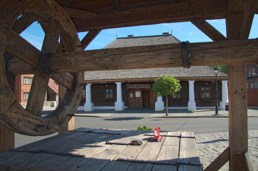 File:Sławków Austeria JS1 290912.jpg