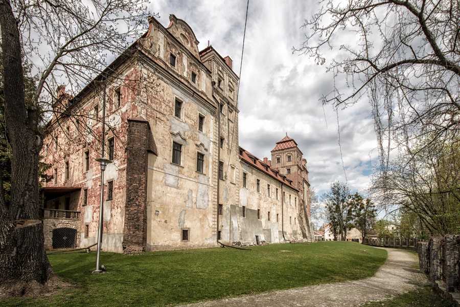 File:SM Niemodlin Zamek(8473) 2023.jpg