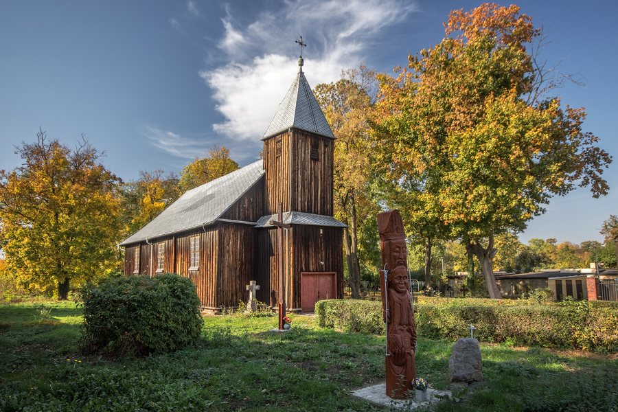 File:SM Grodzisk Wielkopolski Kościół Świętego Ducha 2018 (3).jpg
