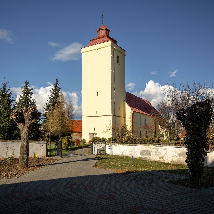 File:SM Krotoszyce - kościół Wniebowzięcia NMP (4) ID 593438.jpg