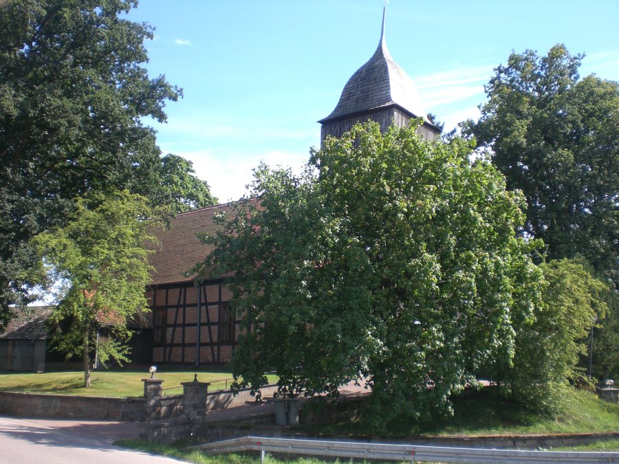 File:Ugoszcz, church (2).jpg