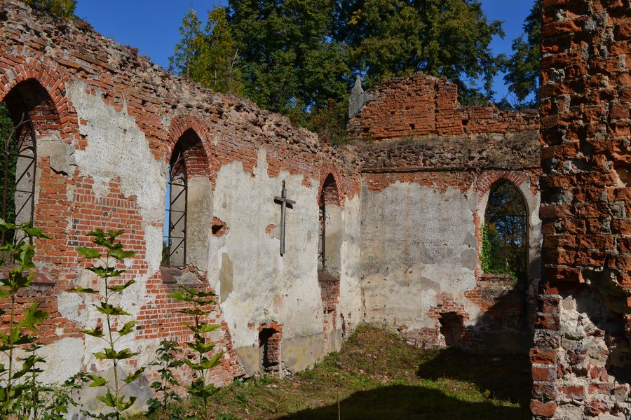 File:Osetnik, kościół św Jakuba (4).jpg