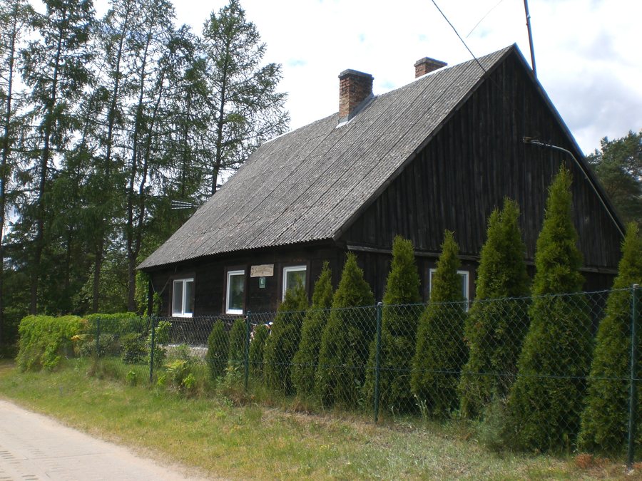 File:Suchobrzeźnica 1175.jpg