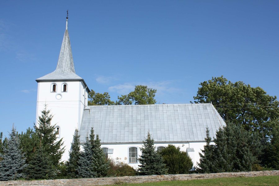 File:Biesiekierz Kościół Chrystusa Króla 2 Eleanor.jpg