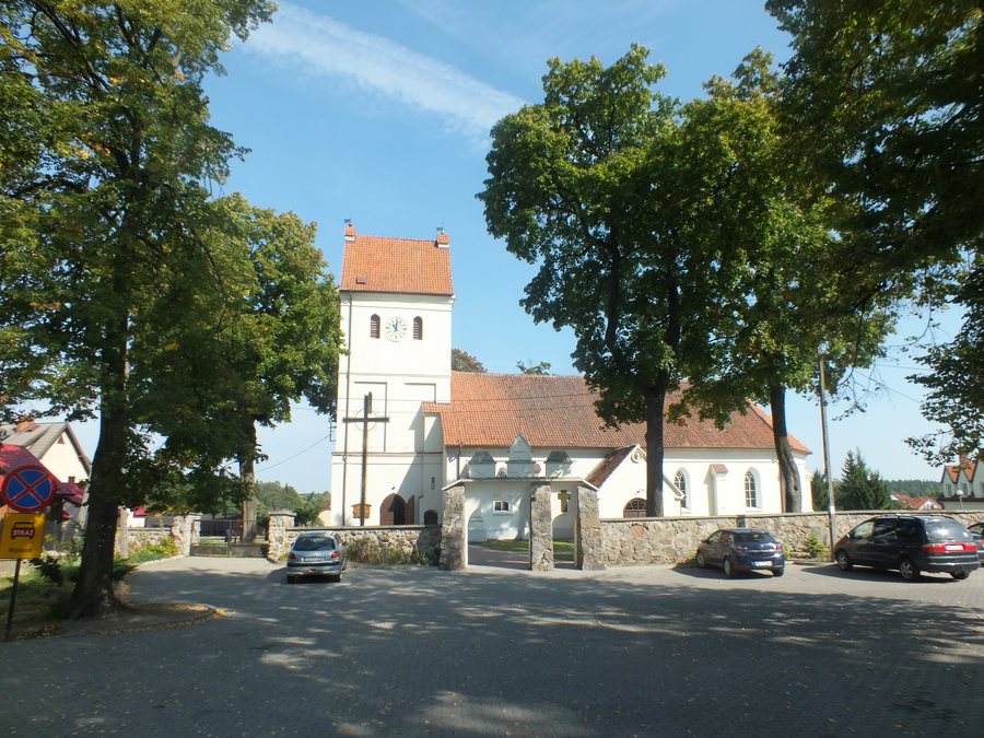 File:Wydminy, kościół Chrystusa Zbawiciela - DSCF6175.jpg