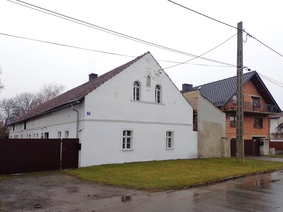 File:Tarnów Opolski, tradycyjny dom Świętego Marcina 11.jpg