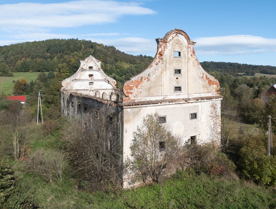 2024 Spichrz w Trzebieszowicach (1)